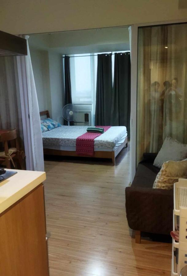 Sm Bicutan Lovely Home マニラ市 エクステリア 写真