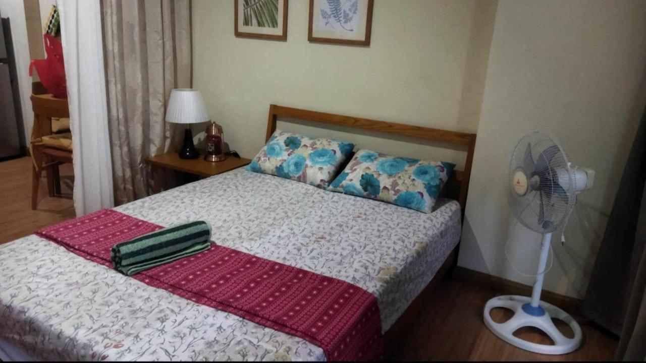 Sm Bicutan Lovely Home マニラ市 エクステリア 写真